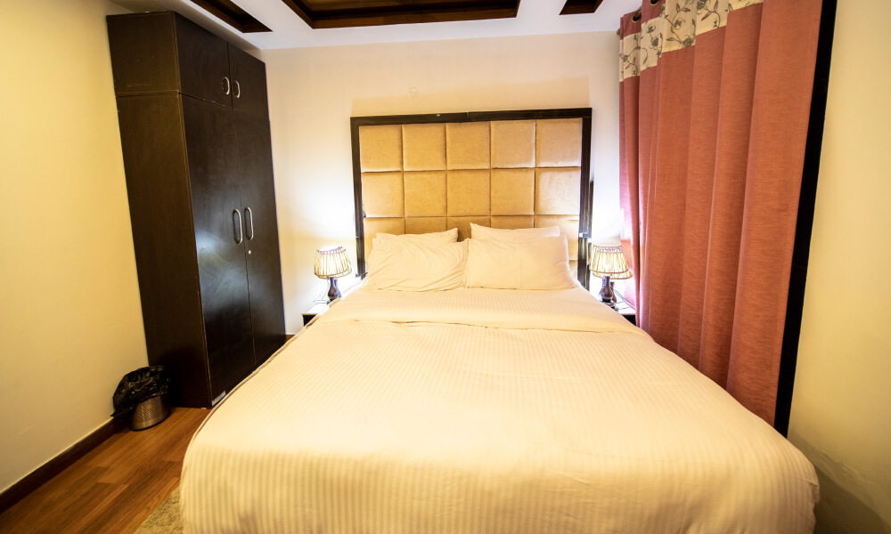 1 Bed Room Suite